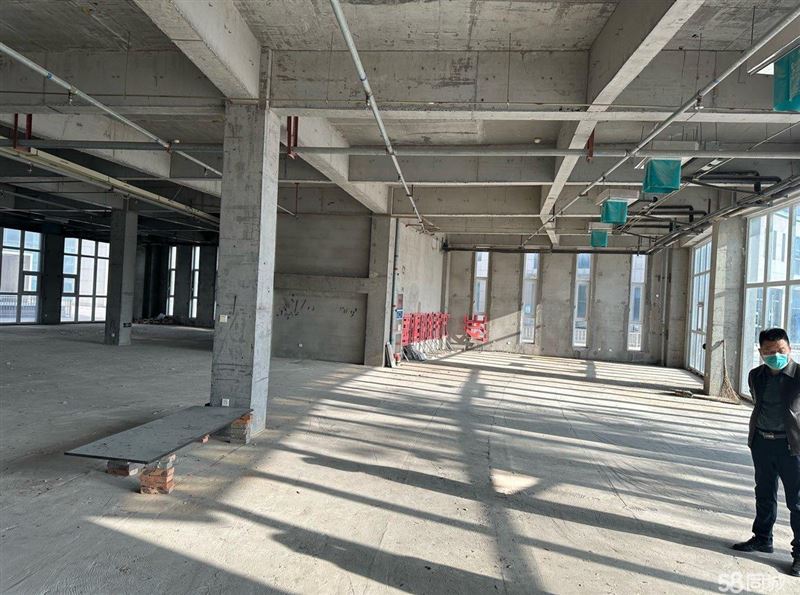 东城核心|整栋产权写字楼出售!三层临街,彰显企业实力!