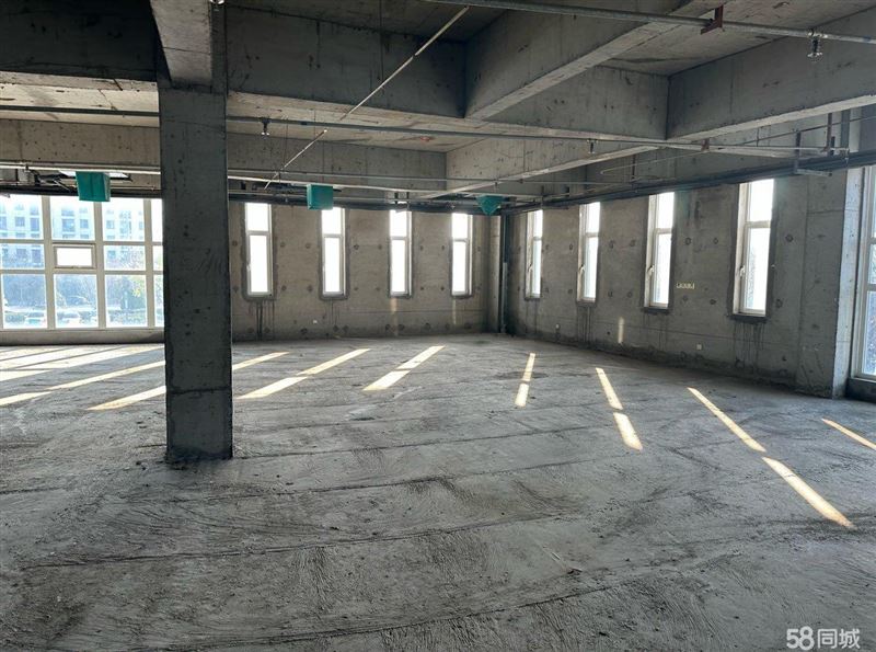 东城核心|整栋产权写字楼出售!三层临街,彰显企业实力!