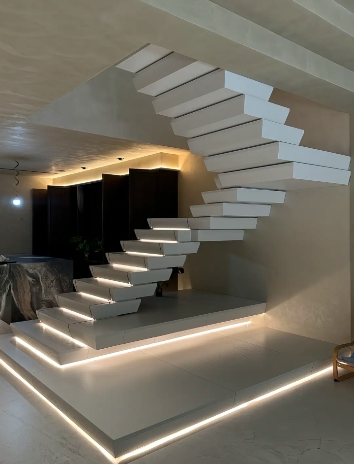 专业量身设计制作混凝土堆积弧形旋转楼梯